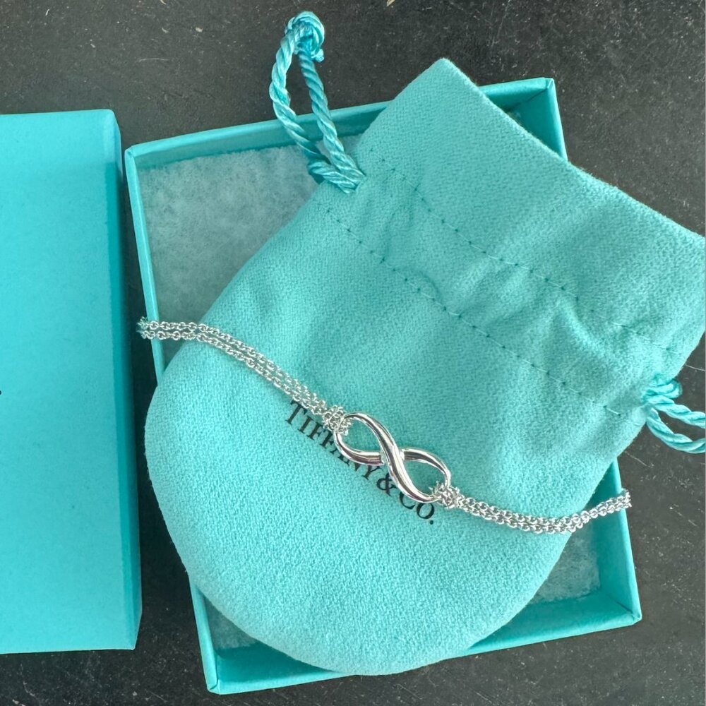 Tiffany & CO Infinity Bracelet